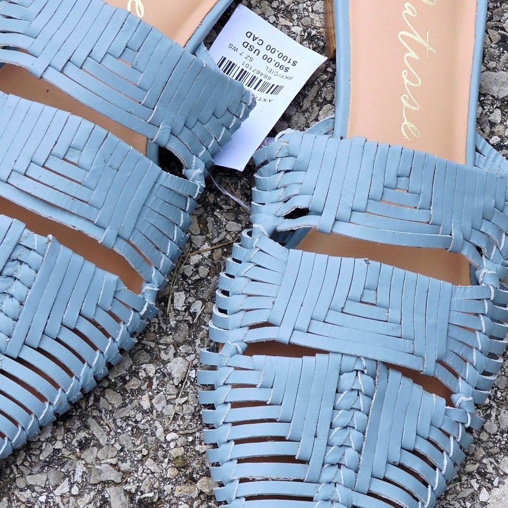 Matisse East End Woven Leather Mules Light Blue Pointed Toe Slides Size 7 NEW - Picture 2 of 5